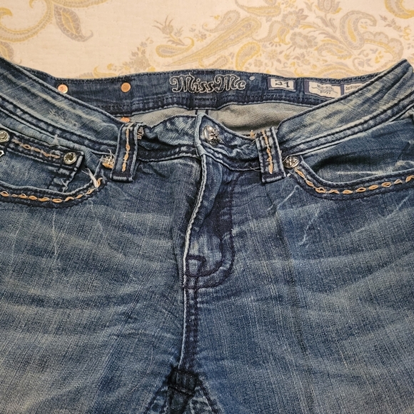 Jeans - Picture 2 of 5